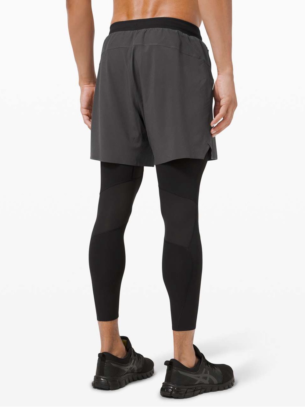 Lululemon Cold Terrain 2-in-1
Short 6" in Graphite Grey/Black Mens Medium